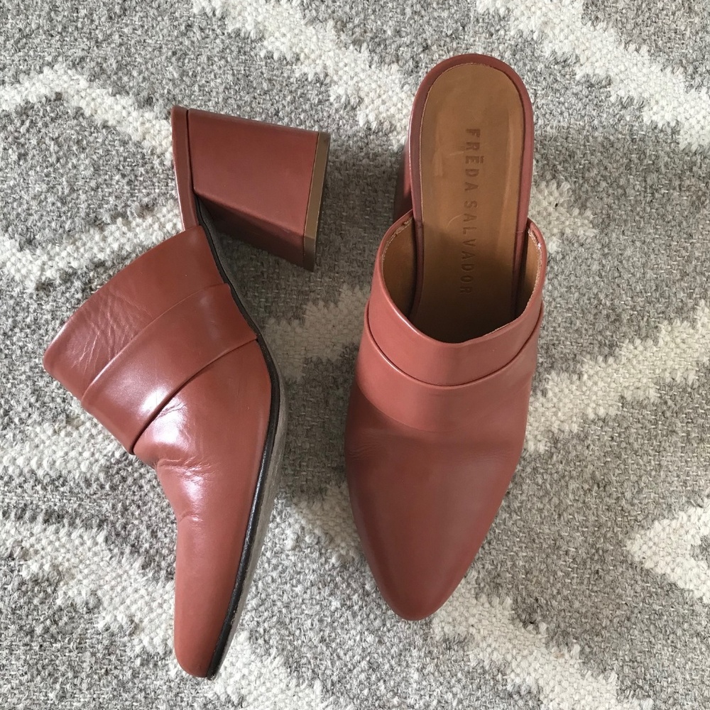 Freda Salvador Mule